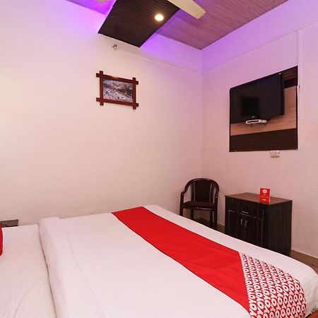 Готель Oyo 73902 Vyttila Residency Kochi Екстер'єр фото